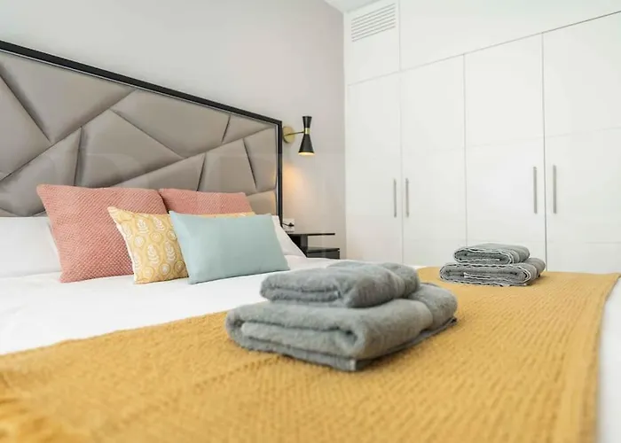 Appartement Tranquil & Bright With Parking By Rems