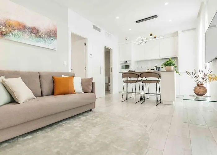 Appartement Tranquil & Bright With Parking By Rems