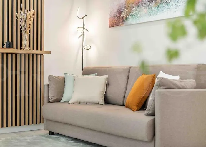 Appartement Tranquil & Bright With Parking By Rems *