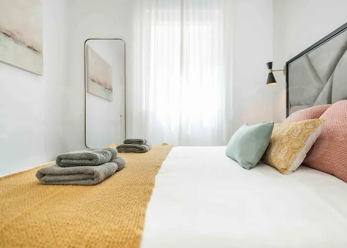 Appartement Tranquil & Bright With Parking By Rems *